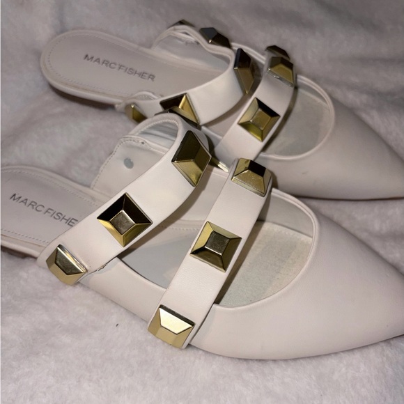 MARC FISHER Sharla Mules sz 7 - Picture 3 of 7